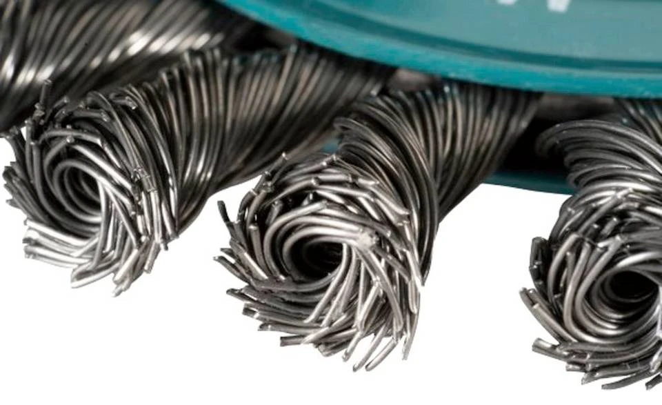 Makita Maschinen-Rundbürste »Metall X-LOCK«, ø 115 cm, mit stark gezopftem Draht für hohe Arbeitsbelastungen 4 Makita Maschinen-Rundbürste »Metall X-LOCK«, ø 115 cm, mit stark gezopftem Draht für hohe Arbeitsbelastungen – Bild 2