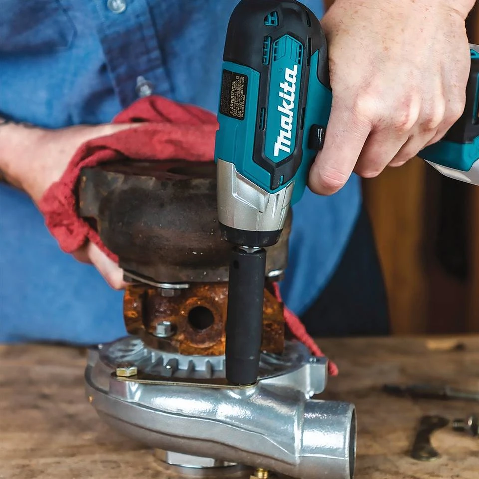 Makita Akku-Schlagschrauber »TW141DSMJ«, 2600 U/min, 145 Nm, mit 2 Akkus 12V/4,0 Ah und Ladegerät 7 Makita Akku-Schlagschrauber »TW141DSMJ«, 2600 U/min, 145 Nm, mit 2 Akkus 12V/4,0 Ah und Ladegerät – Bild 5